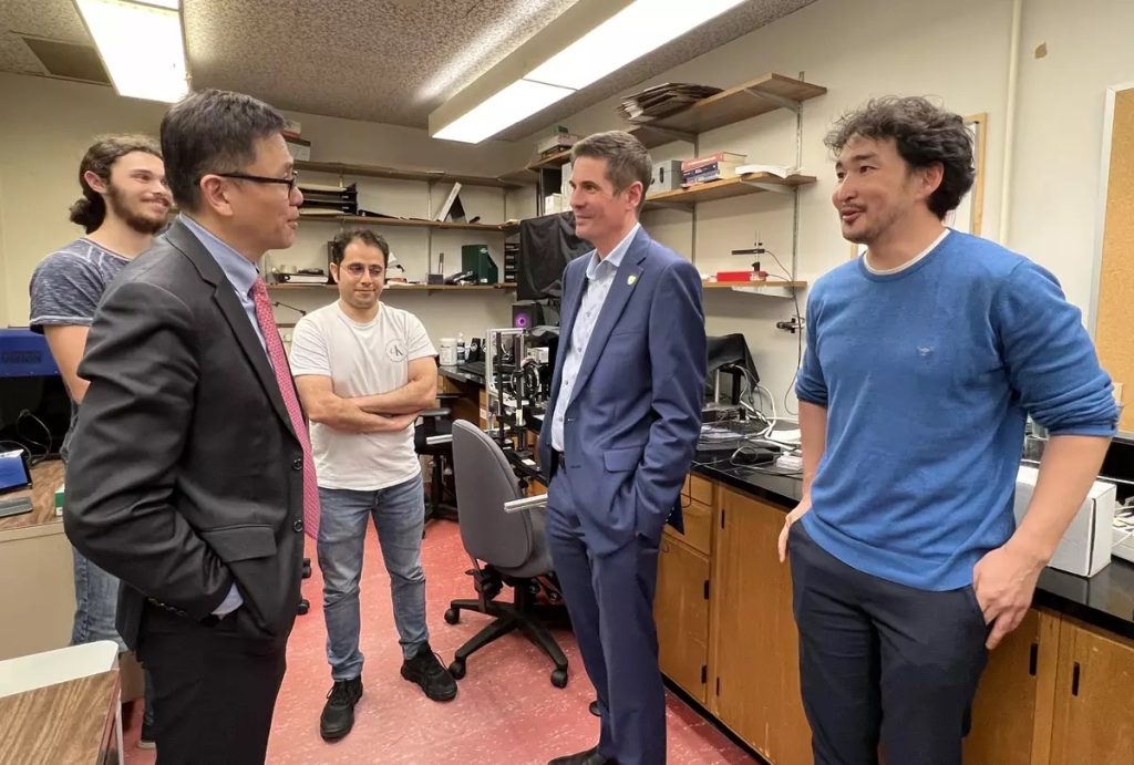 CEO and Scientific Director of CEVR Welcomes Professor Sun Dong at the University of Waterloo to Enhance Innovation and Technology Collaboration